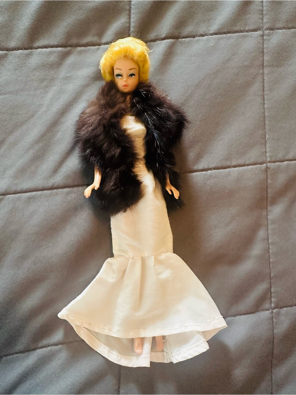 Vintage- 1962 Midge Barbie